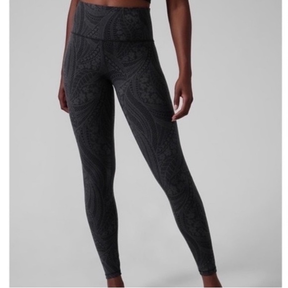 Athleta Elation Textured Tight Dreamweaver Black/Gray - Picture 1 of 10